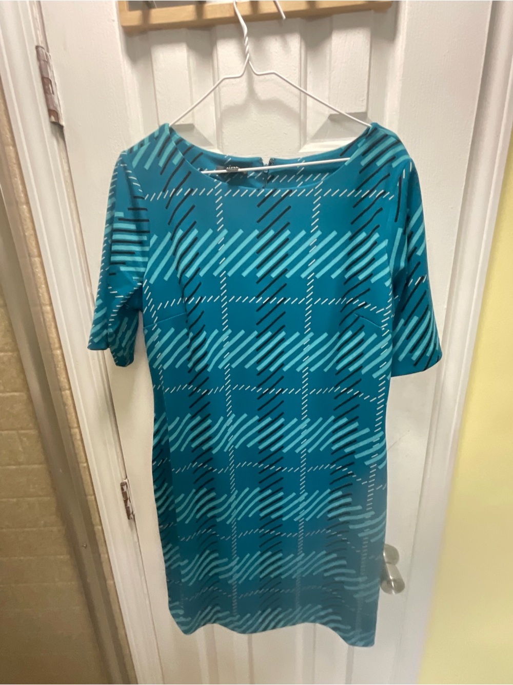 Teal Alfani Sheath Wear to Work Dress Size 12